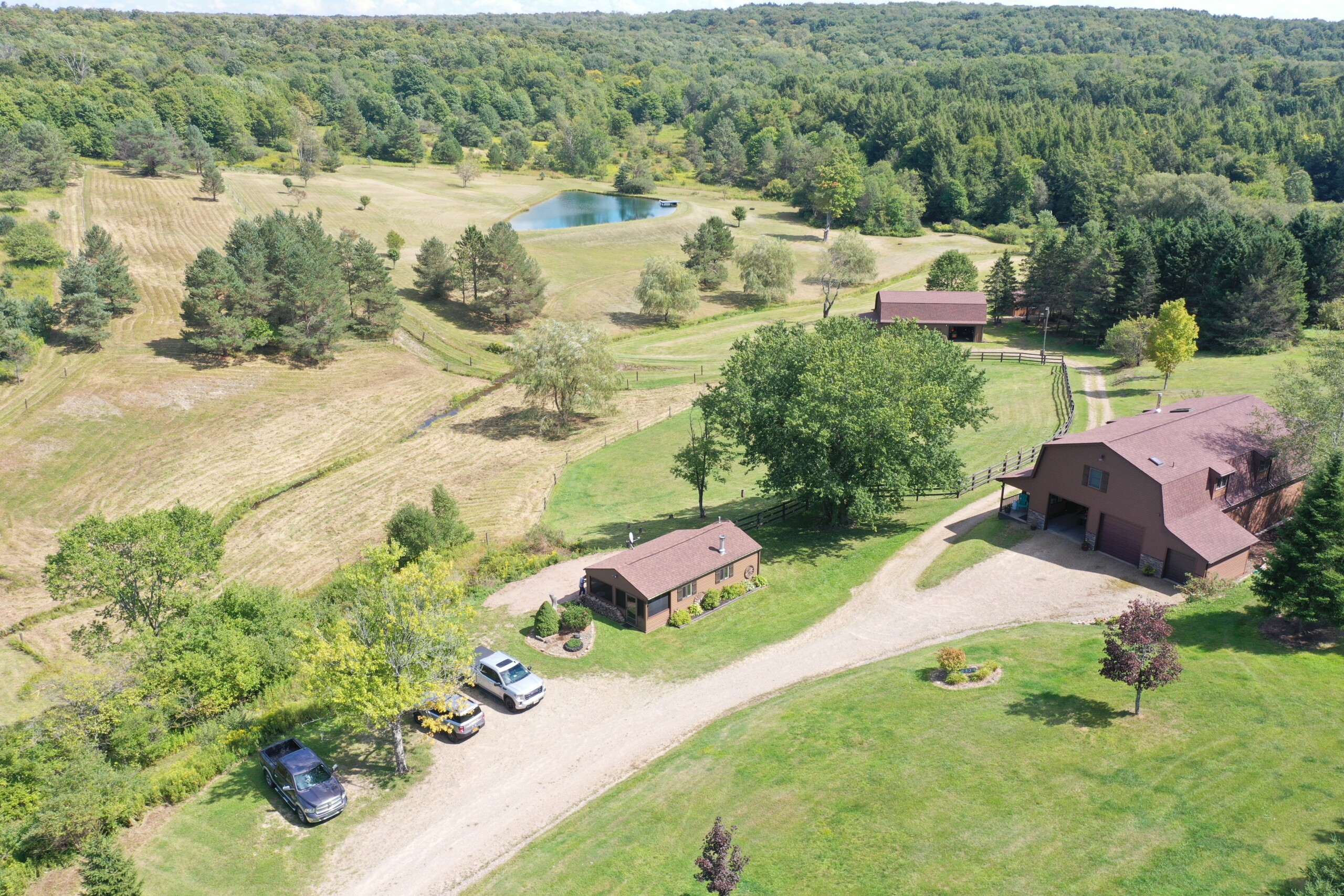 New York Land Quest House with Barn, Cottages and Ponds on 30 acres